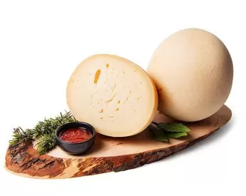 Formaggi Caciocavallo pugliese prodotto caseario made in Valle d'Itria