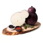 Formaggi Caciocavallo pugliese prodotto caseario made in Valle d'Itria