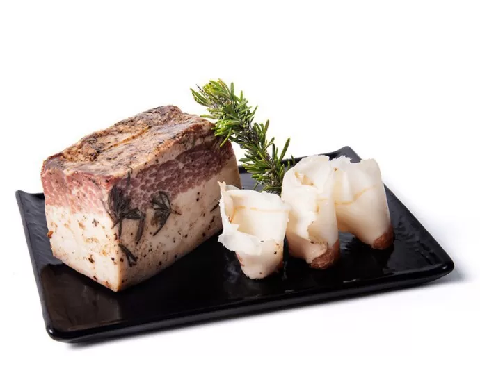 Filetto Lardellato pugliese made in Valle d'Itria online Filetto Lardellato pugliese made in Valle d'Itria online